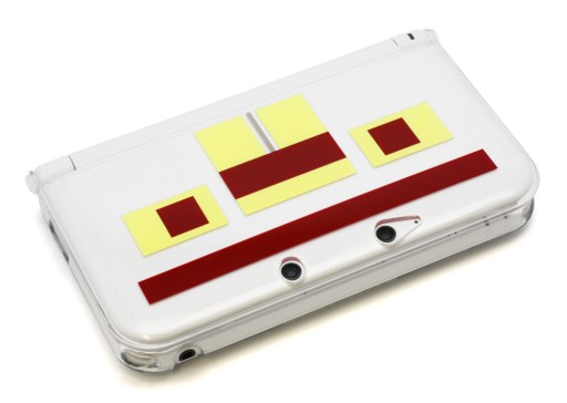 画像ギャラリー No.002のサムネイル画像 / ファミコンを彷彿とさせるデザインの3DS LL用クリアケースが6月3日に発売