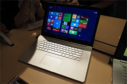 画像ギャラリー No.008のサムネイル画像 / ［COMPUTEX］5-in-1の合体ノートPCや4K液晶搭載のハイエンドノートPCが登場。盛りだくさんなASUSプレスカンファレンスレポート