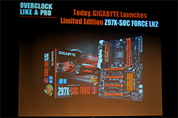 画像ギャラリー No.007のサムネイル画像 / ［COMPUTEX］すべてはオーバークロックのために。GIGABYTEから“常用不可能”なマザーボードが発表される