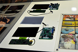 画像ギャラリー No.012のサムネイル画像 / ［SIGGRAPH 2014］HMD向け技術開発に積極的なNVIDIA。“半ピクセルずらし”による高解像度化や広い視野に表示できるAR技術をアピール