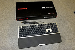 画像ギャラリー No.002のサムネイル画像 / ［CES 2015］「Cherry MX」のZF，キー入力の遅延を小さくした高速入力重視の赤軸キーボード「MX Board 6.0」発表