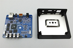 画像ギャラリー No.019のサムネイル画像 / ゲームやハードを選ばない家庭内PCゲームストリーミング専用機「DOKO」レビュー。表示遅延は少し気になるが謳い文句には偽りなし