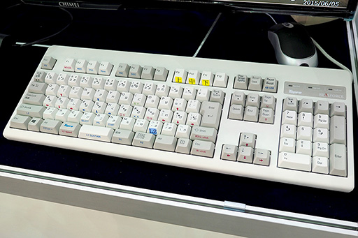 画像ギャラリー No.002のサムネイル画像 / ［COMPUTEX］REALFORCEキーボードでアナログ入力を実現!? 東プレが衝撃的なキーボード試作機を展示