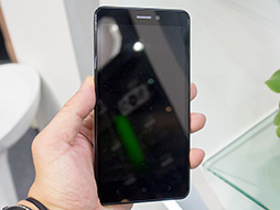 画像ギャラリー No.010のサムネイル画像 / ［COMPUTEX］日本発売も期待できる？ 会場で見かけたWindows 10タブレット新製品をまとめてレポート