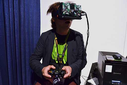 画像ギャラリー No.021のサムネイル画像 / ［SIGGRAPH 2015］NVIDIA＆スタンフォード大の新型VR HMDを体験。ライトフィールドによる現実的な遠近感に驚き