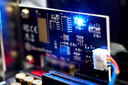 画像ギャラリー No.015のサムネイル画像 / PCをリモコンで起動できる拡張カード「ES01-PCIE」テストレポート。いろいろな意味で力技のデバイスだが謳い文句に偽りなし