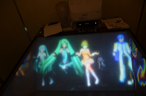 画像ギャラリー No.020のサムネイル画像 / 顔面タブレットやVRガリバートンネル体験から空中結像ディスプレイまで。SIGGRAPH ASIA 2015，Emerging Technologies展示セクションその他編