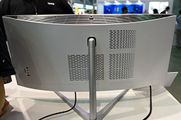 画像ギャラリー No.008のサムネイル画像 / ［COMPUTEX］GTX 1080を搭載可能な34インチ湾曲液晶パネル搭載オールインワンPC，日本展開に向けてゲームPCメーカー2社と交渉中