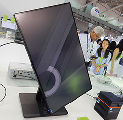 画像ギャラリー No.009のサムネイル画像 / 4K解像度の27インチから15.6インチのモバイルタイプまで,USB Type-C接続対応ディスプレイをまとめてレポート