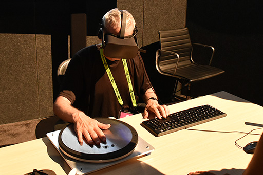 画像ギャラリー No.015のサムネイル画像 / ［SIGGRAPH］NVIDIAとOculus VRの先進的なVR技術を体験。先端技術展示会「Emerging Technologies」レポート前編