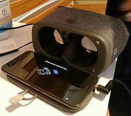 画像ギャラリー No.008のサムネイル画像 / 「Daydream View」の実機を一足早く体験。J．K．ローリング氏監修の「Fantastic Beasts and Where to Find Them」は従来のモバイルVRを超えた美しさに