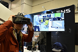 画像ギャラリー No.006のサムネイル画像 / ［GDC 2017］VRハードウェアの進化は止まらない。8K解像度のVR HMD「IDEALENS M8K」を体験してみた