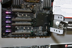 画像ギャラリー No.004のサムネイル画像 / ［COMPUTEX］ハイエンドゲーム環境高速化の最終兵器!? X299チップセットのPCIeレーンをごっそり使うストレージ技術「VROC」とは何か