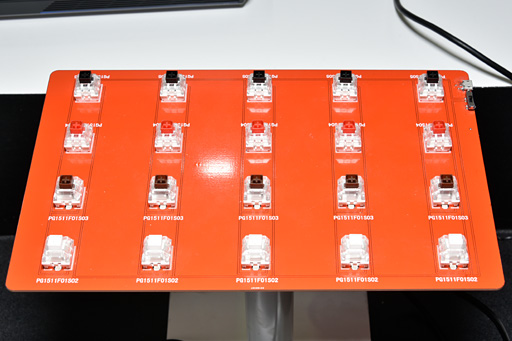 画像ギャラリー No.008のサムネイル画像 / ［COMPUTEX］これからのゲーマー向けキーボードではパンタグラフ式メカニカルの時代が来る？ Kaihuaが最新製品を披露