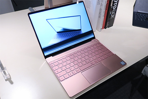 画像ギャラリー No.008のサムネイル画像 / Huawei,重さ約640gの2-in-1 PC「MateBook E」を7月7日に発売。12インチサイズでアスペクト比3:2の液晶パネルを採用