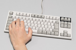 画像ギャラリー No.041のサムネイル画像 / 4Gamerのキーボードレビューをプロゲーマーのdelave氏が新たに担当。まずは既存のキースイッチを一斉テストのうえ,レビュー方針を大いに語る