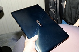 画像ギャラリー No.009のサムネイル画像 / ［COMPUTEX 2018］ASUS，タッチパッドがスクリーンになったZenBook Pro新製品などを発表