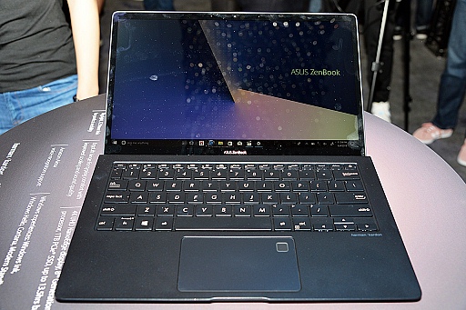 画像ギャラリー No.017のサムネイル画像 / ［COMPUTEX 2018］ASUS，タッチパッドがスクリーンになったZenBook Pro新製品などを発表