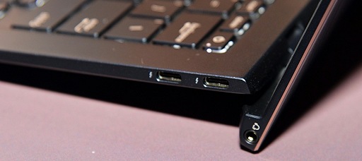 画像ギャラリー No.019のサムネイル画像 / ［COMPUTEX 2018］ASUS，タッチパッドがスクリーンになったZenBook Pro新製品などを発表