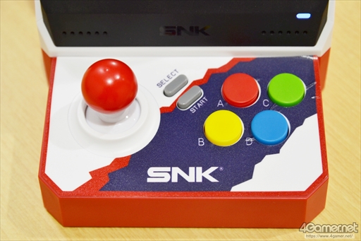 画像ギャラリー No.015のサムネイル画像 / 「NEOGEO mini」で「KOF'94」ラスボス“ルガール”に挑戦。小さな画面とコンパネ,便利なセーブ機能で最凶は攻略できるのか