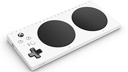 画像ギャラリー No.002のサムネイル画像 / Microsoftが「Xbox Adaptive Controller」の製品ボックスを公開。障害があっても中身を取り出しやすいデザインに