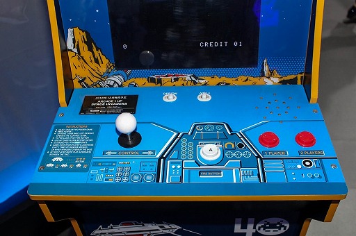 画像ギャラリー No.006のサムネイル画像 / ［TGS 2018］12月発売予定の筐体型ゲーム機「ARCADE1UP」がタイトーブースに出展中。3/4サイズのミニ筐体の感触をチェックしてきた