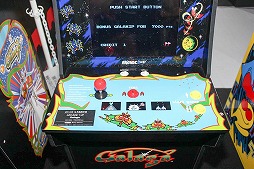 画像ギャラリー No.014のサムネイル画像 / ［TGS 2018］12月発売予定の筐体型ゲーム機「ARCADE1UP」がタイトーブースに出展中。3/4サイズのミニ筐体の感触をチェックしてきた