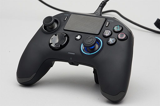画像ギャラリー No.002のサムネイル画像 / カスタマイズ可能なPC&PS4用ゲームパッド「Revolution Pro Controller 2」レビュー。4つの追加ボタンと調整可能なアナログスティックが魅力