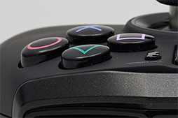 画像ギャラリー No.020のサムネイル画像 / カスタマイズ可能なPC&PS4用ゲームパッド「Revolution Pro Controller 2」レビュー。4つの追加ボタンと調整可能なアナログスティックが魅力