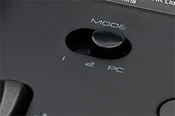 画像ギャラリー No.026のサムネイル画像 / カスタマイズ可能なPC&PS4用ゲームパッド「Revolution Pro Controller 2」レビュー。4つの追加ボタンと調整可能なアナログスティックが魅力