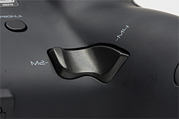 画像ギャラリー No.028のサムネイル画像 / カスタマイズ可能なPC&PS4用ゲームパッド「Revolution Pro Controller 2」レビュー。4つの追加ボタンと調整可能なアナログスティックが魅力