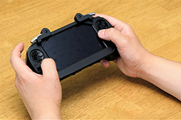 画像ギャラリー No.003のサムネイル画像 / 上越電子工業,初代PS Vita向けグリップカバー用タッチスクリーン対応アタッチメントのクラウドファンディングに再挑戦