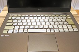 画像ギャラリー No.023のサムネイル画像 / 「PC-8001」を再現した超小型PC「PasocomMini PC-8001」が正式発表。500台限定の40周年記念ノートPCに同梱