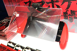 画像ギャラリー No.012のサムネイル画像 / ［TGS 2019］e-Sportsコーナーで，エレコムが発表前の薄型キーボード「TK-ARMA30」やサラウンド対応ヘッドセットを披露