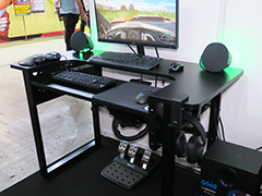 ［TGS 2019］ステアリングとキーボードを簡単に切り替えられるゲーマー向けデスクの小サイズ版「ARCdesk mini」が初披露