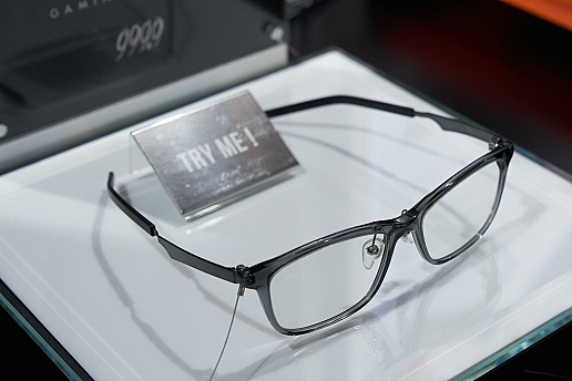 画像ギャラリー No.006のサムネイル画像 / ［TGS 2019］新しいゲーマー向けアイウェア「PLAIDe」を発見！　老舗ブランド・フォーナインズがTGS 2019で先行展示