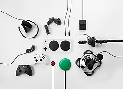 画像ギャラリー No.006のサムネイル画像 / 障害のある人を補助するために設計された「Xbox Adaptive Controller」の数量限定販売が，Microsoftストアで本日スタート