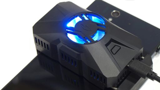 画像ギャラリー No.004のサムネイル画像 / ペルチェ素子採用のスマートフォン向け大型クーラーが発売に
