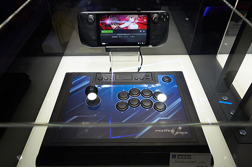画像ギャラリー No.008のサムネイル画像 / ［TGS2022］ついに日本上陸した小型ゲーム機「Steam Deck」を先行体験。触ると欲しくなる立派なポータブルゲームマシンだ