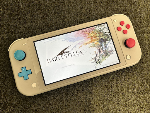 画像ギャラリー No.001のサムネイル画像 / Switch Liteのボディを透明にしたかったので,分解して交換してみた(「買い物Surfer」第14回)