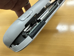 画像ギャラリー No.011のサムネイル画像 / Switch Liteのボディを透明にしたかったので,分解して交換してみた(「買い物Surfer」第14回)