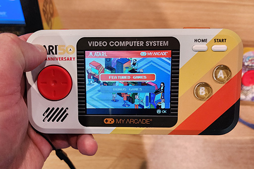 画像ギャラリー No.005のサムネイル画像 / Atari 50周年記念のゲーム機が，ミニサイズレトロゲーム機の「My Arcade」から2023年末に登場。実機をチェックしてきた