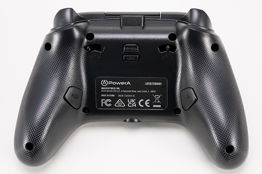 画像ギャラリー No.010のサムネイル画像 / 【PR】LED＆背面ボタン装備のPC＆Xbox用ゲームパッド「PowerA スペクトラ インフィニティ」は，8000円で買えるお買い得なゲームパッドだ