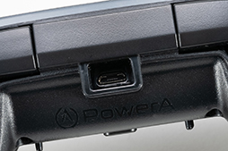 画像ギャラリー No.023のサムネイル画像 / 【PR】LED＆背面ボタン装備のPC＆Xbox用ゲームパッド「PowerA スペクトラ インフィニティ」は，8000円で買えるお買い得なゲームパッドだ