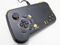 右スティックをタッチパッドに置き換えた変態的ゲームパッド「IFYOO GTP01」は意外に使えるぞ（「買い物Surfer」第18回）