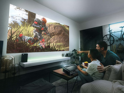 画像ギャラリー No.004のサムネイル画像 / 約1.5mで100インチ！ Xbox認定取得のViewSonic製短焦点プロジェクタ「X2-4K」は，デカい画面で遊びたいゲーマーに刺さる【PR】