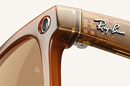 画像ギャラリー No.015のサムネイル画像 / Metaが開発したスマートグラス「Ray-Ban Meta Smart Glasses」は，メガネ型スマートフォンの未来を感じさせるアイテムだ