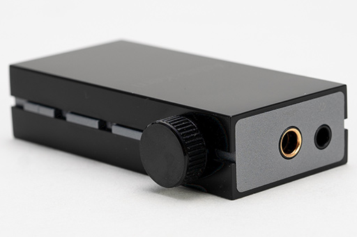 画像ギャラリー No.008のサムネイル画像 / PCやゲーム機,スマートフォンを1台で高音質にできるUSB DAC「AK HB1」。ゲームサウンドの高音質化にも役立つ逸品だ【PR】