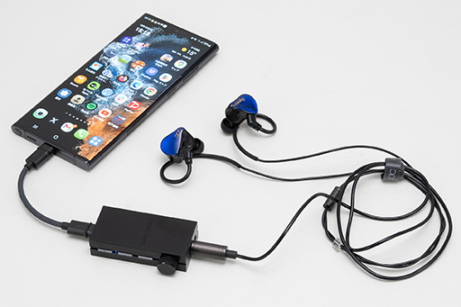 画像ギャラリー No.015のサムネイル画像 / PCやゲーム機,スマートフォンを1台で高音質にできるUSB DAC「AK HB1」。ゲームサウンドの高音質化にも役立つ逸品だ【PR】