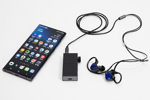 画像ギャラリー No.016のサムネイル画像 / PCやゲーム機,スマートフォンを1台で高音質にできるUSB DAC「AK HB1」。ゲームサウンドの高音質化にも役立つ逸品だ【PR】